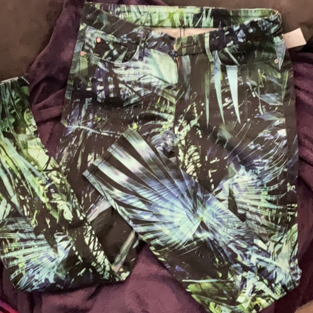 Marciano Green and Blue Cropped Pants with Tropical Print